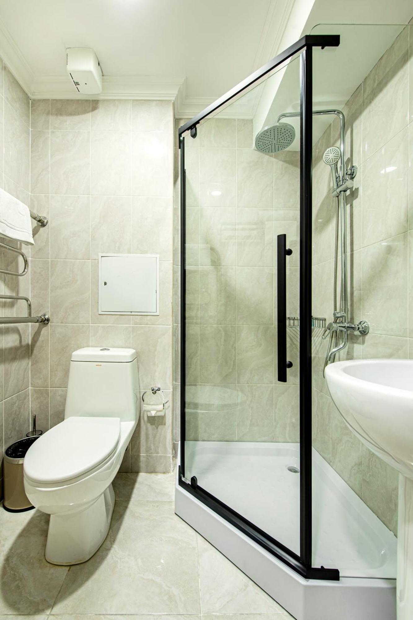 Shymkent Grand Hotel Dış mekan fotoğraf