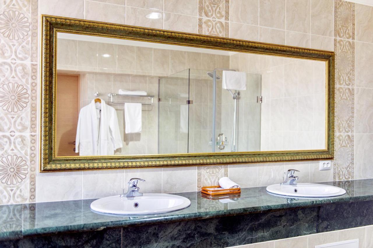 Shymkent Grand Hotel Dış mekan fotoğraf